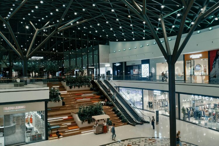 Retail Fit Out Guide: Creating “Experiential” Stores in 2026